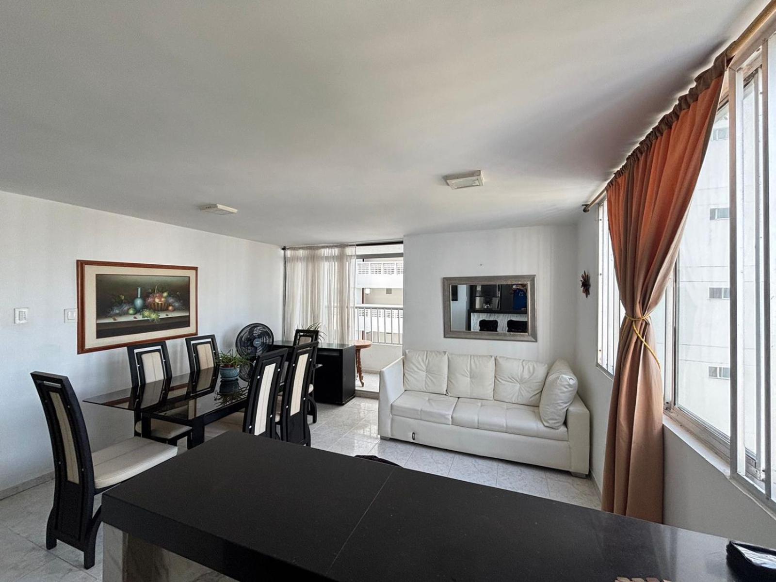 Ideal En Apartment *